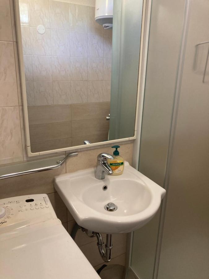 App Goga Apartment Umag Exterior photo